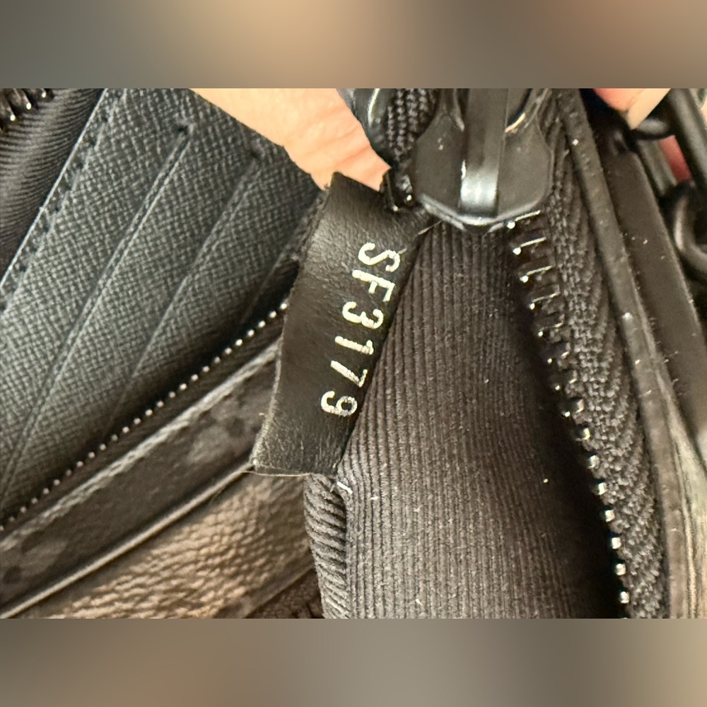 Louis Vuitton Eclipse Monogram Volga wristlet Bag - Picture 9 of 9